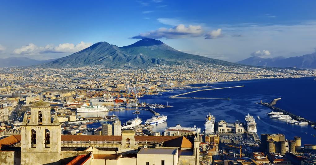 Turismo, a Napoli un milione e mezzo di arrivi a dicembre...
