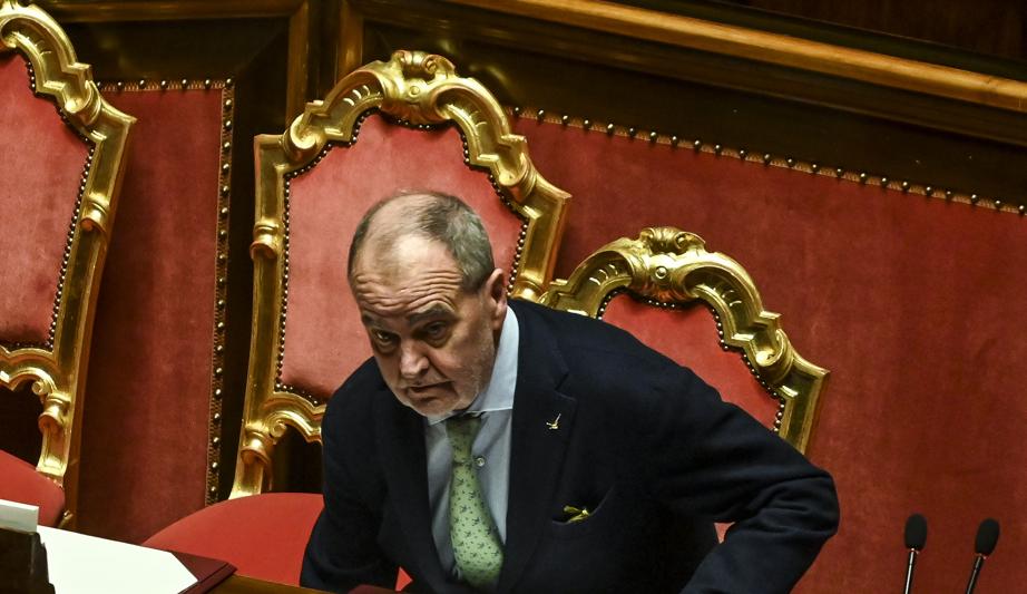 Roberto Calderoli (Ansa)  