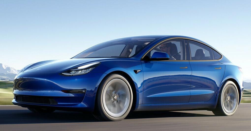 Tesla riduce ancora prezzi per accedere agli incentivi: in la Model 3 meno - Il Sole 24 ORE
