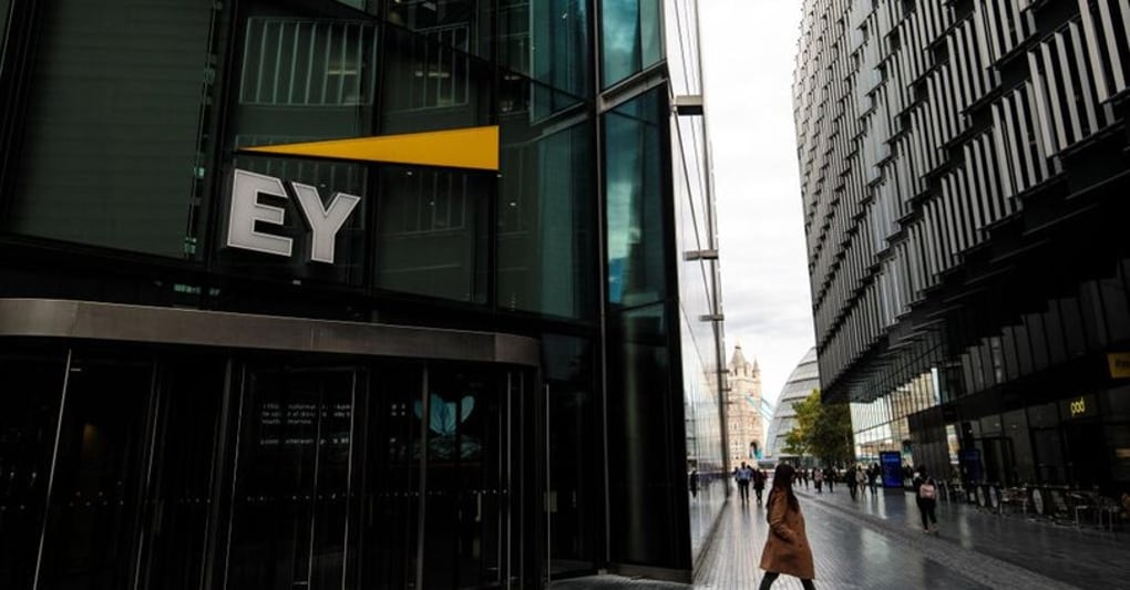 Ernst & Young sede di Londra (Gettyimages) 