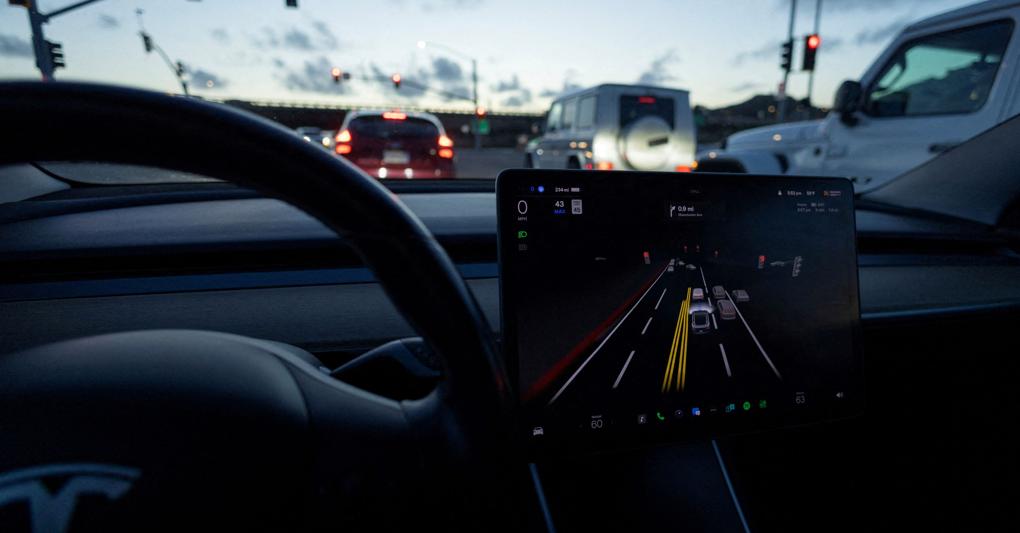 Tesla, arriva una class action: i dipendenti sfruttano video privati