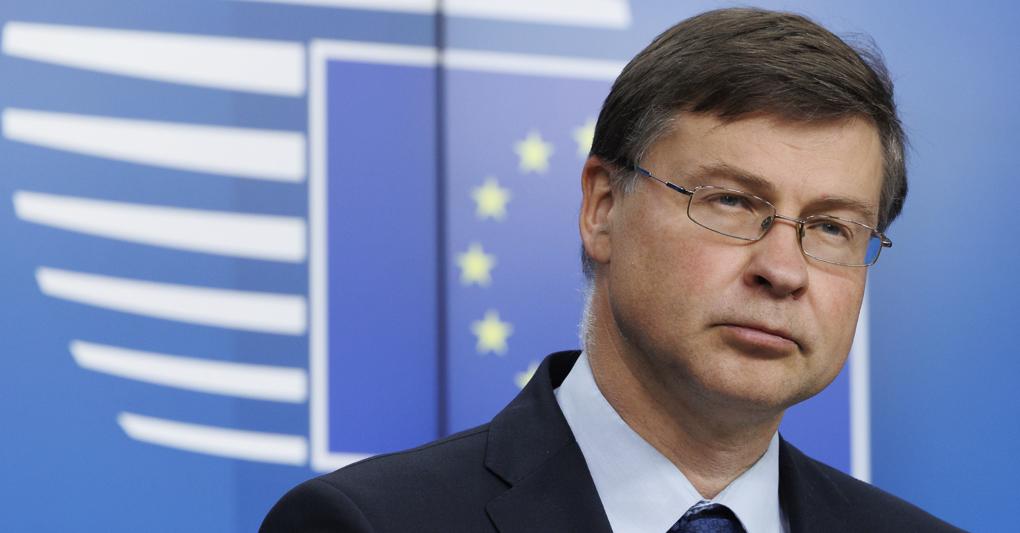 Il vicepresidente esecutivo della Commissione europea Valdis Dombrovskis  (foto Ap/Matthys) 