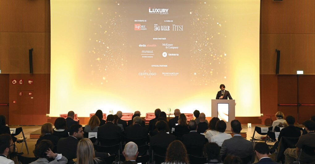  Federico Silvestri, dg Media&Business del Sole 24 Ore e ad Sole 24 Ore Eventi, ha aperto i lavori del Luxury Summit, nell’Auditorium del Museo delle culture 