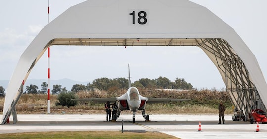 Decimomannu, ecco la base dove si addestrano i futuri Top gun del mondo -  Il Sole 24 ORE