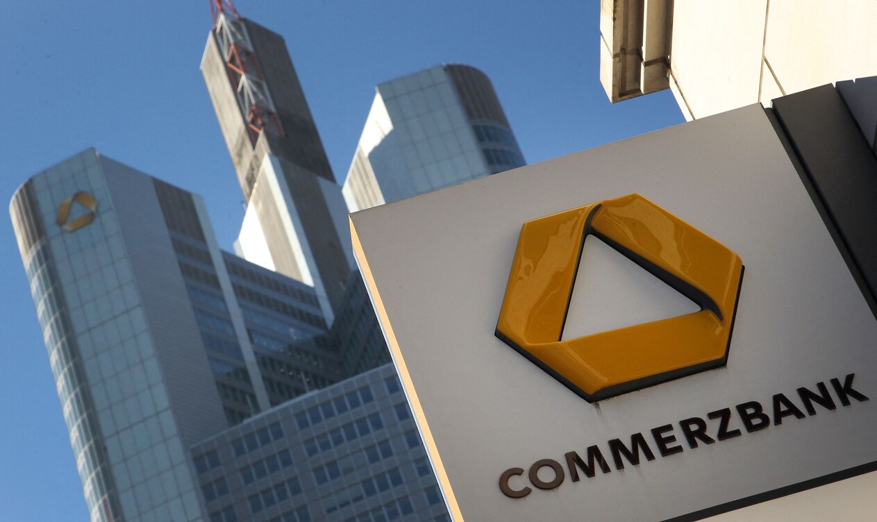 A Francoforte vola Commerzbank,  alza pay-out ai soci con 3 miliardi al 2024