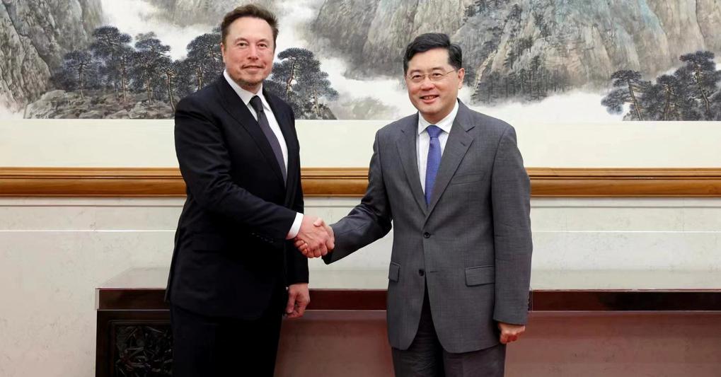 Musk punta sulla Cina, la Borsa plaude al viaggio diplomatico a Pechin...