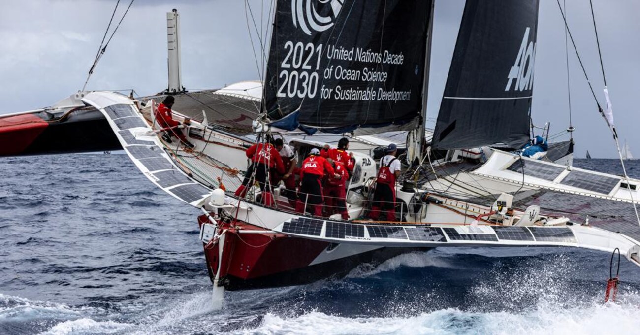 trimarano da competizione