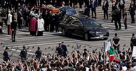 Funerali da capo di stato per Berlusconi