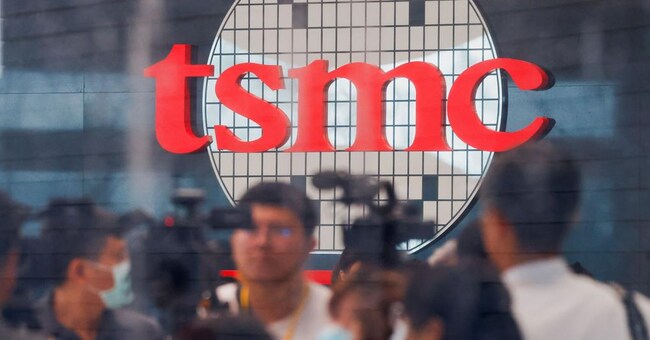 L’inaugurazione del centro R&D di Tsmc a Taiwan, a fine luglio (Reuters/Ann Wang) 