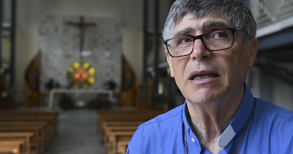 Chi è don Maurizio Patriciello, il prete anti Camorra di Caivano - Il Sole  24 ORE