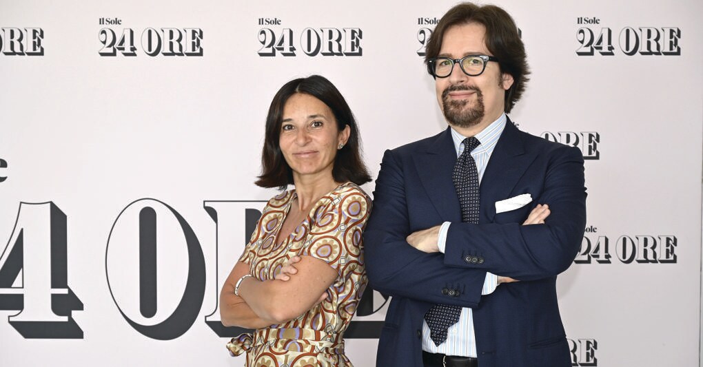 Mirja Cartia d’Asero, amministratrice delegata del Gruppo 24 Ore, e Fabio Vaccarono, presidente e amministratore delegato di Multiversity 
