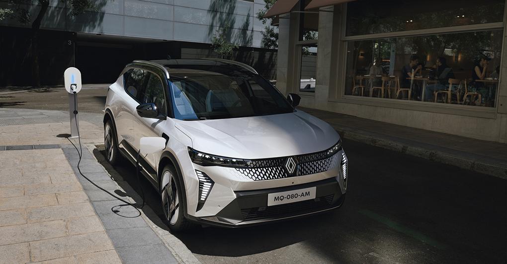 La Renault Scénic dallo stile raffinato amplia la gamma delle vetture  elettriche del gruppo francese 