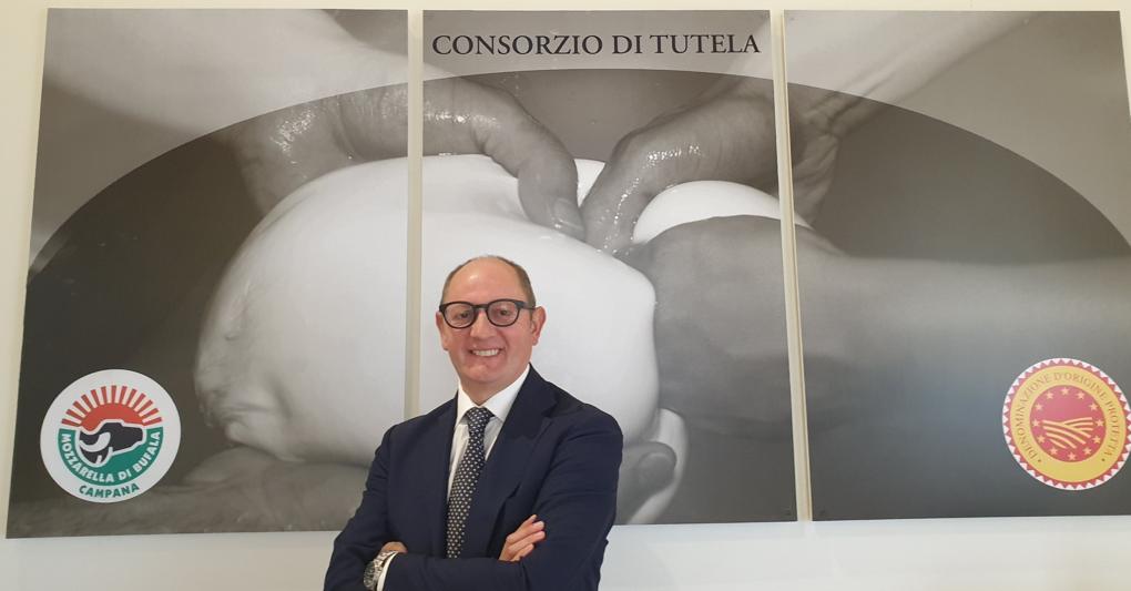 Domenico Raimondo confermato alla presidenza del Consorzio della Mozzarella Campana Dop 