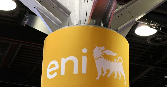 FILE PHOTO: The logo of Italian multinational energy company Eni is displayed at their booth during the LNG 2023 energy trade show in Vancouver, British Columbia, Canada, July 12, 2023. REUTERS/Chris Helgren/File Photo/File Photo
