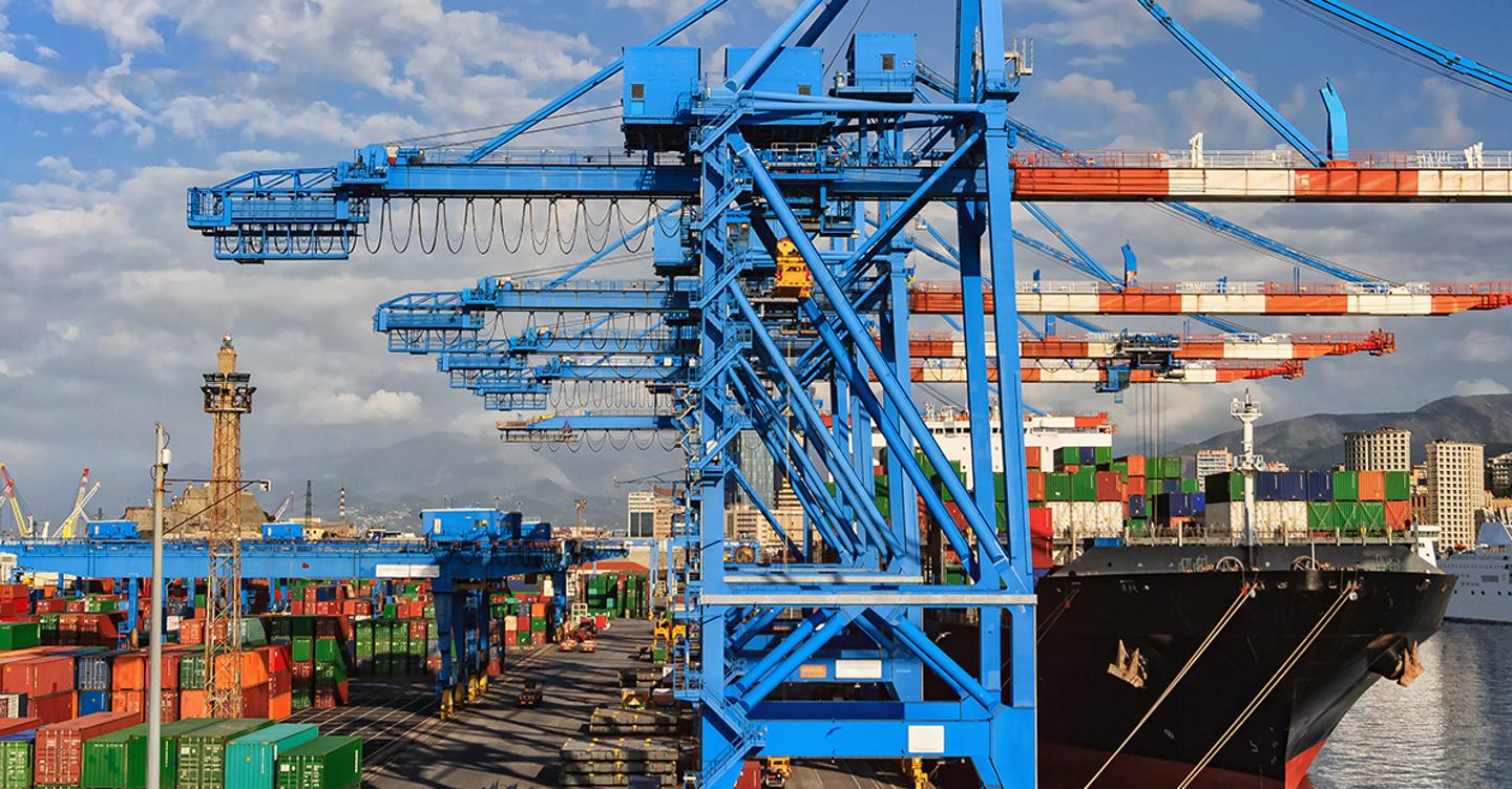Blocco del Mar Rosso: quanto rischiano imprese e porti italiani - Il Sole 24 ORE