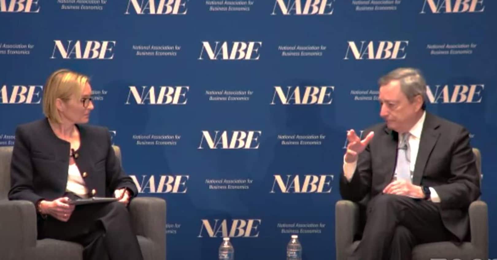 Il fermo immagine mostra Mario Draghi in un’intervista a Washington dopo aver ricevuto il premio Volcker alla carriera, 15 febbraio 2024 - Ansa