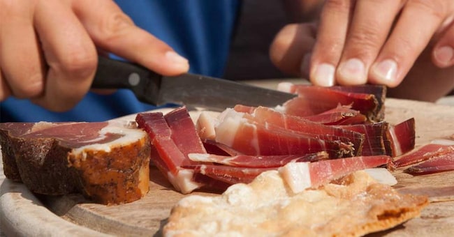 Cala la quota di speck Alto Adige Igp sulla produzione totale di speck