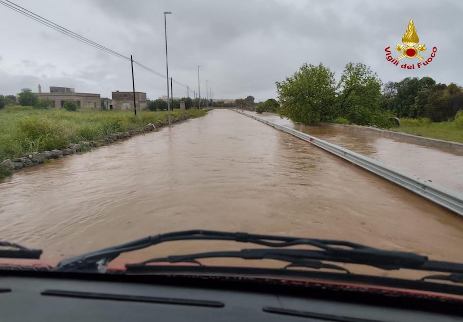 Maltempo nel barese, 01 aprile 2026. X/vigilidelfuoco (ANSA)