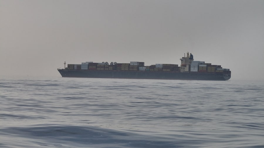 In questa immagine ottenuta da Reuters il 24 aprile 2026 si vede la nave Epaminondas durante il sequestro da parte del Corpo delle Guardie Rivoluzionarie Islamiche (IRGC) nello Stretto di Hormuz, in Iran. Meysam Mirzadeh/Tasnim/WANA (West Asia News Agency) via REUTERS (via REUTERS)