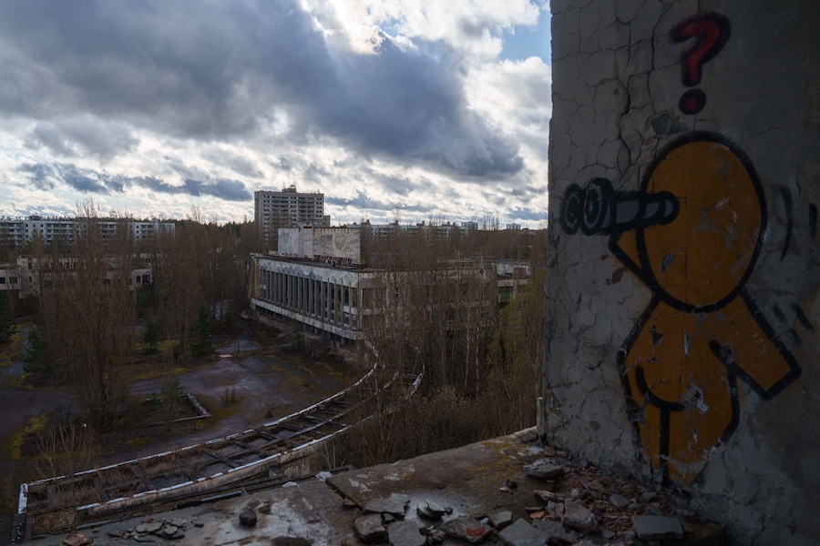 Nella città abbandonata di Pripyat, in Ucraina. (Foto AP/Evgeniy Maloletka) (APN)
