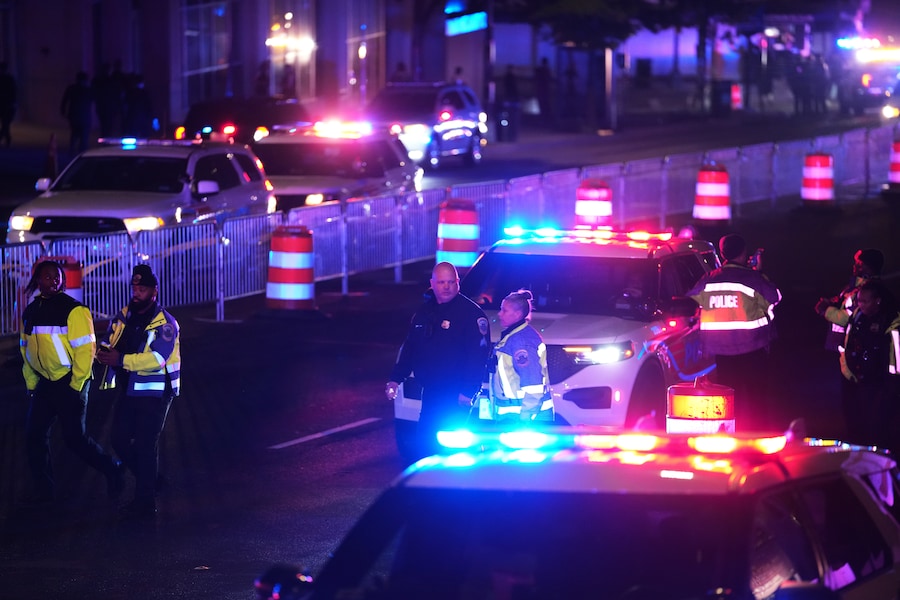 (AP Photo/Allison Robbert) (APN)