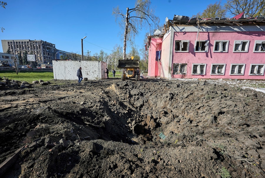 EPA/SERGEY KOZLOV (EPA)