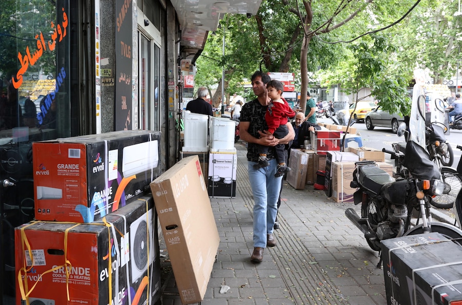 EPA/ABEDIN TAHERKENAREH (EPA)