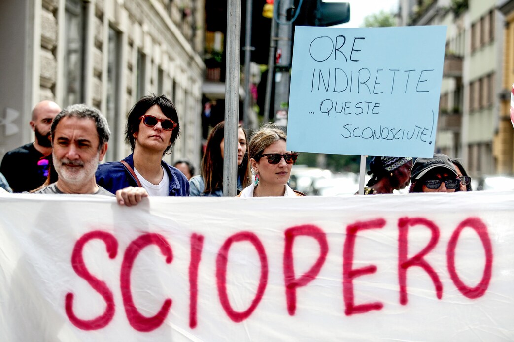 Corteo per lo sciopero generale indetto da Usb in risposta all'appello della Global Sumud Flottilla e contro l'economia di guerra a Milano, 18 maggio 2026. (Ansa)