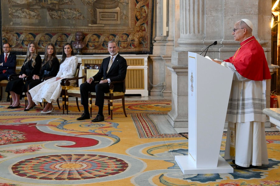 Papa Leone XIV durante un incontro con le autorità, la società civile e il corpo diplomatico a Madrid il 6 giugno 2026 (Ansa)