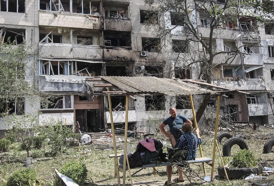 Condominio colpito da un attacco aereo russo, nel contesto dell'offensiva russa contro l'Ucraina, nella città di Pavlohrad, nella regione di Dnipropetrovsk, Ucraina, il 20 luglio 2026. REUTERS/Stringer (via REUTERS)