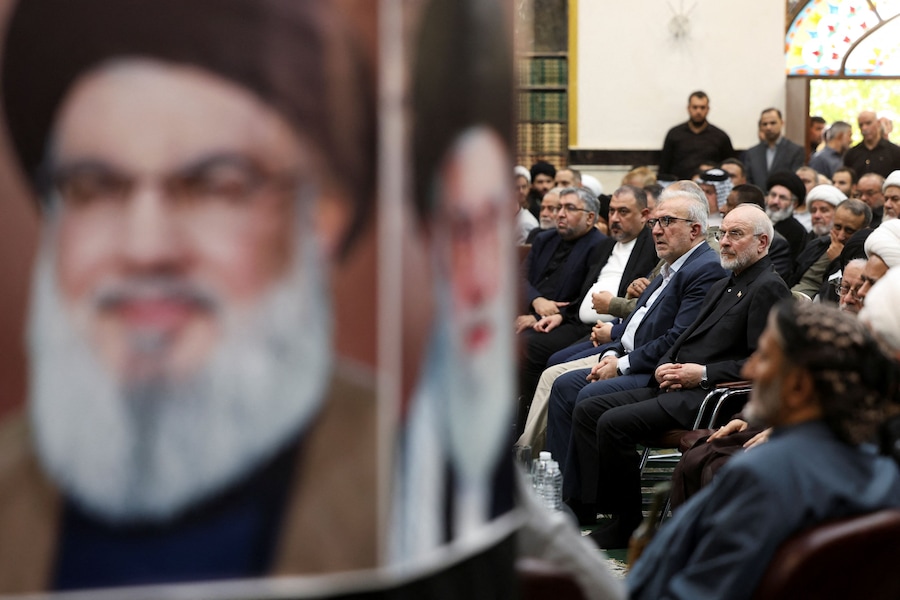 Il presidente del Parlamento iraniano Mohammad Baqer Qalibaf partecipa a una cerimonia in occasione dei 40 giorni dalla sepoltura del defunto leader supremo iraniano, l'ayatollah Ali Khamenei, a Karbala, in Iraq, il 20 agosto 2026. REUTERS/Ahmed Saad (REUTERS)