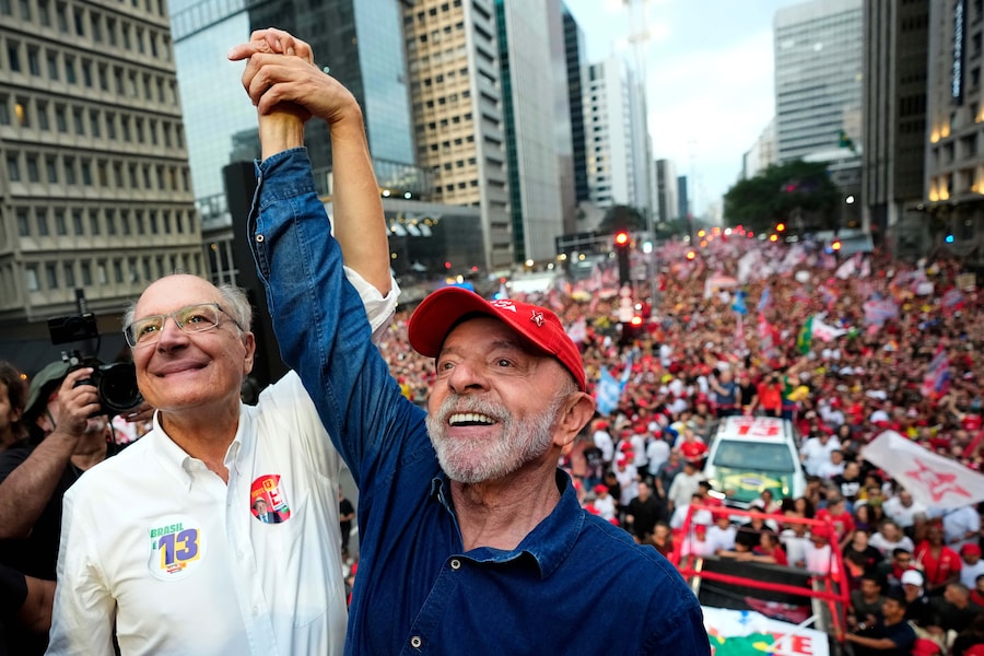 (AP Photo/Natacha Pisarenko) (APN)