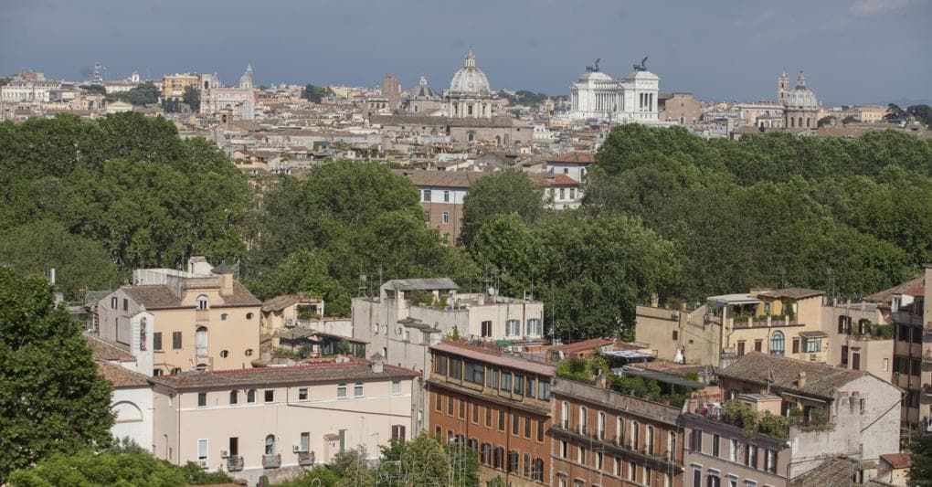 Come fare un annuncio per donne, Annunci sesso a tirano