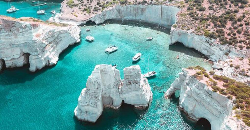 Kleftiko, roccia conficcata nell'Egeo 