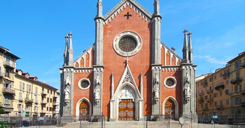 La facciata della Chiesa di Santa Giulia a Torino (Fotografia di Fabrizia Di Rovasenda -   MuseoTorino) 
