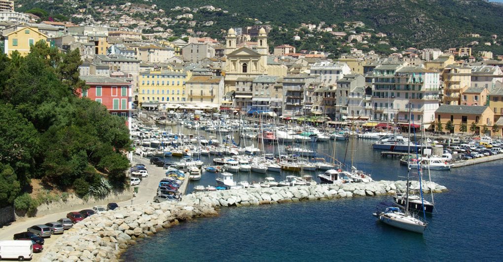 Corsica, terra viva, vitale e dalla bellezza sorprendente
