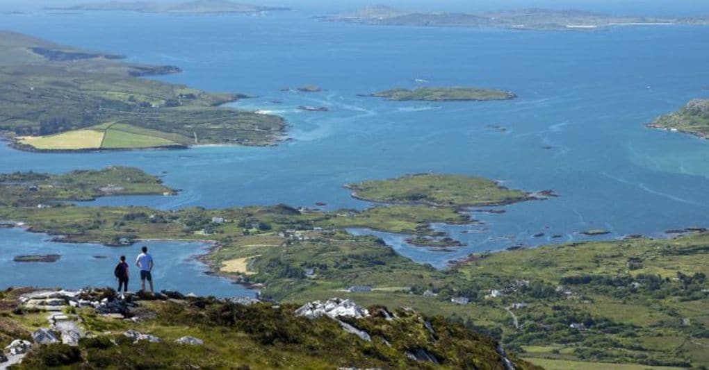 Natura, gusto e arte da scoprire in un girovagar lento lungo la Wild Atlantic Way Natura, gusto e arte da scoprire in un girovagar lento lungo la Wild Atlantic Way
