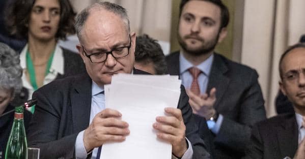 Coronavirus Ultime Notizie Conte 7 5 Miliardi Per Famiglie E Imprese In Italia 3 858 Casi Totali 769 In Piu Di Mercoledi 148 Morti 41 414 Guariti 138 Il Sole 24 Ore