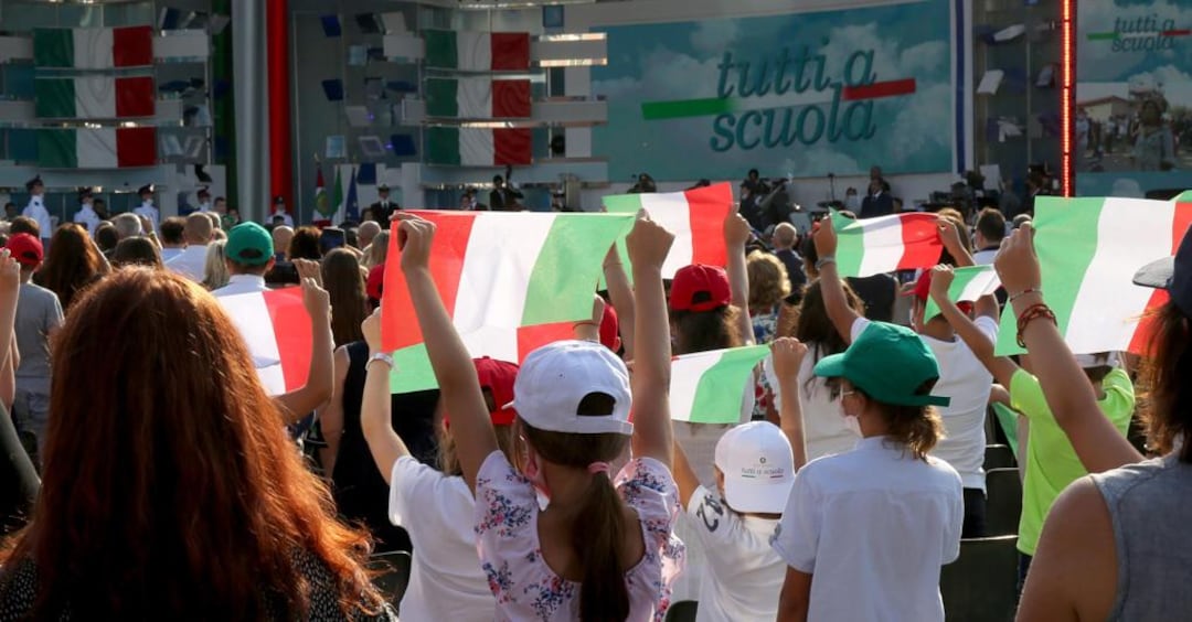 Scuola, ultime notizie. Mattarella a Vo' Euganeo: scuola sfida decisiva per  la ripartenza dell'Italia. Il Paese non può dividersi - Il Sole 24 ORE