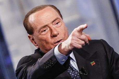 Berlusconi: con ok a presidenzialismo, via Mattarella. Segre a Meloni, tolga fiamma da simbolo