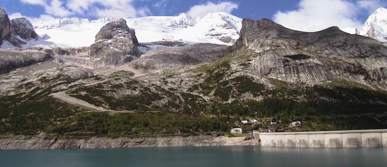 In Bici Sulle Dighe Torna La Sfida Tutta Verde A Pedali Il Sole 24 Ore