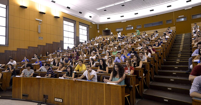 Medicina, caos sul numero chiuso Medicina, caos sul numero chiuso
