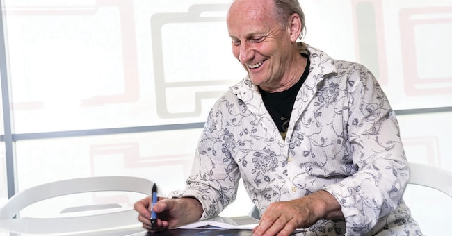 David Wilkie prepara uno dei suoi bozzetti 