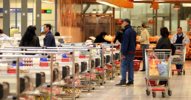 Nel Mezzogiorno secondo la ricerca Unicredit Industry Book 2019 il 28,9% dei punti vendita sono supermercati, il 17,3% sono discount e lo 0,5% sono ipermercati