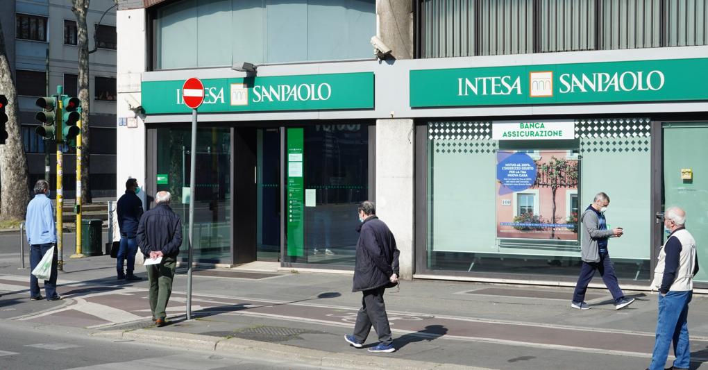 Intesa Sanpaolo ha assicurato una risposta alla crisi di liquidità delle imprese e delle famiglie del Mezzogiorno 
