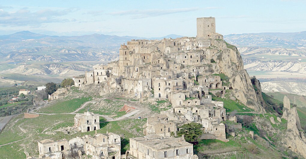  Una veduta di Craco in provincia di Matera dove sarà creato  un centro di documentazione e valorizzazione sulle gost town del Mediterraneo 