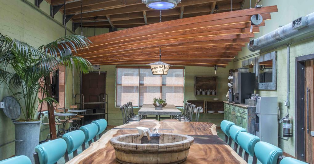 Investimento. Interno Digiland a Burbank 