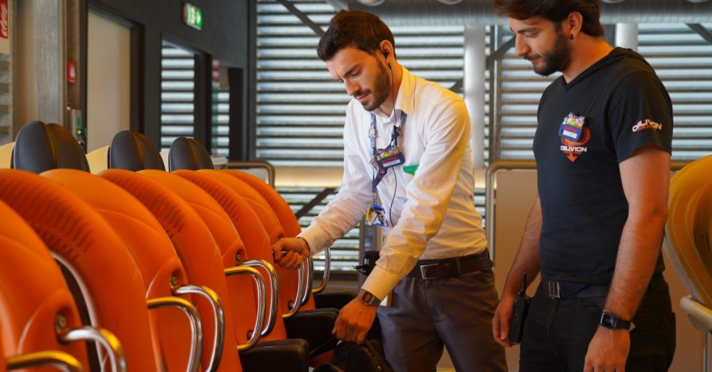 Gardaland, in collaborazione con Veneto Lavoro ed i centri per l’impiego di Affi e Verona, sta cercando oltre 160 addetti alla ristorazione e alle attrazioni da impiegare  da marzo a settembre 