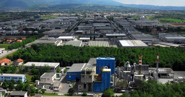  Attualmente sono 22 le imprese della zona industriale allacciate alla rete di teleriscaldamento di Alto Vicentino Ambiente, progettata a partire dal 2008 