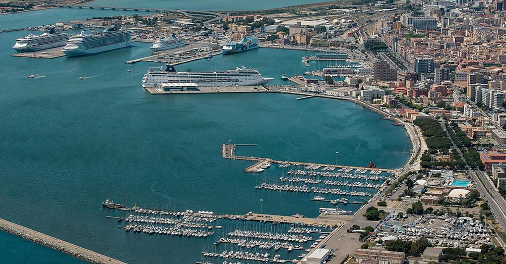  Il porto di Cagliari 